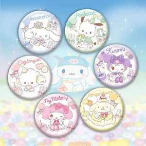 Sanrio Character Badge 58mm, six in a set